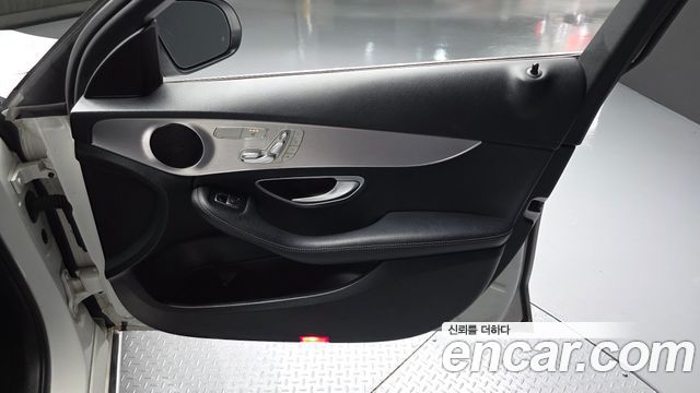 Mercedes-Benz C-Class (W205) C200 Avantgarde 2020 — фото 24