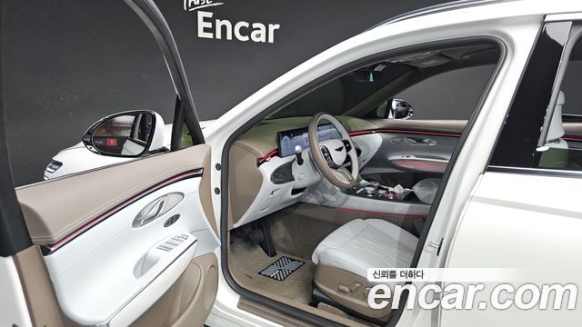 Genesis GV70 2.5T Gasoline 2WD 2025 — фото 10