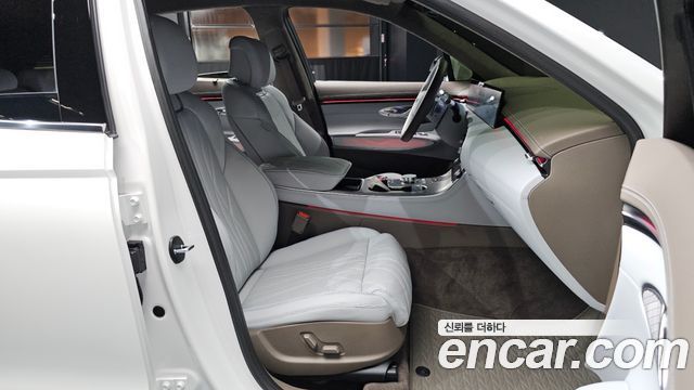 Genesis GV70 2.5T Gasoline 2WD 2025 — фото 16