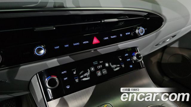 Genesis GV70 2.5T Gasoline 2WD 2025 — фото 23