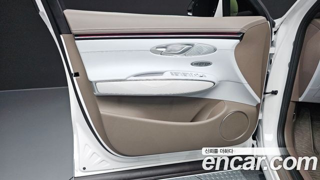 Genesis GV70 2.5T Gasoline 2WD 2025 — фото 30