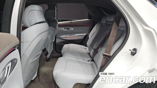 Genesis GV70 2.5T Gasoline 2WD 2025 — фото 32