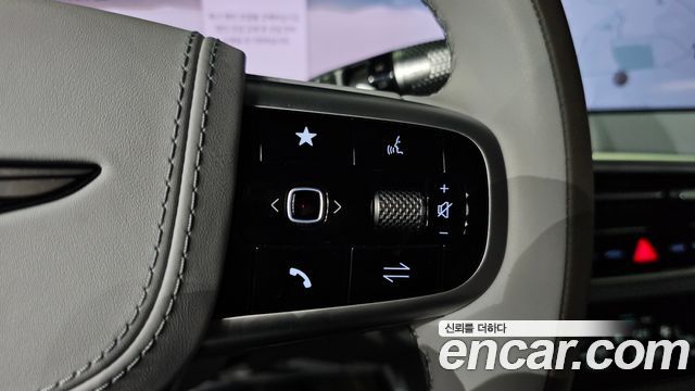 Genesis GV70 2.5T Gasoline 2WD 2025 — фото 38