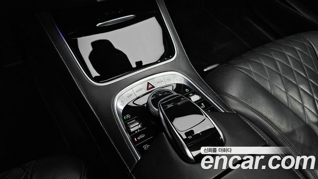 Mercedes-Benz S-Class (W222) Maybach S560 4MATIC 2019 — фото 34
