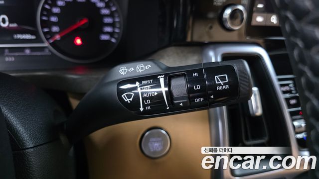 Kia Sorento (IV) Diesel 2.2 2WD Prestige 2023 — фото 20