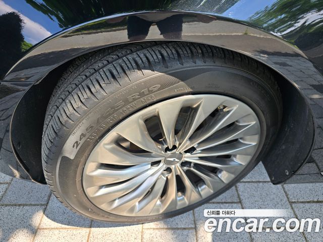 Genesis EQ900 3.3 T-GDI AWD Prestige 2017 — фото 9