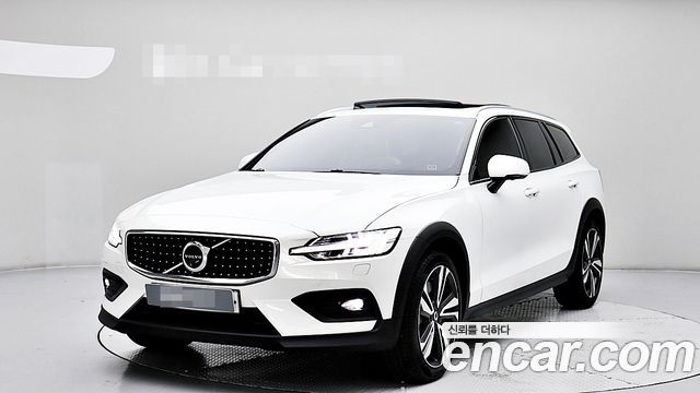 Volvo V60 Cross Country (II) T5 Pro AWD