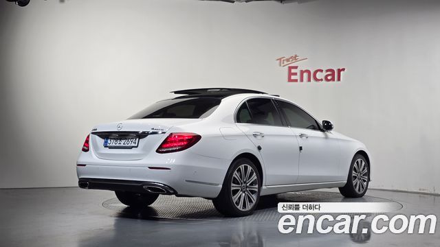 Mercedes-Benz E-Class (W213) E450 4MATIC Exclusive 2020 — фото 2