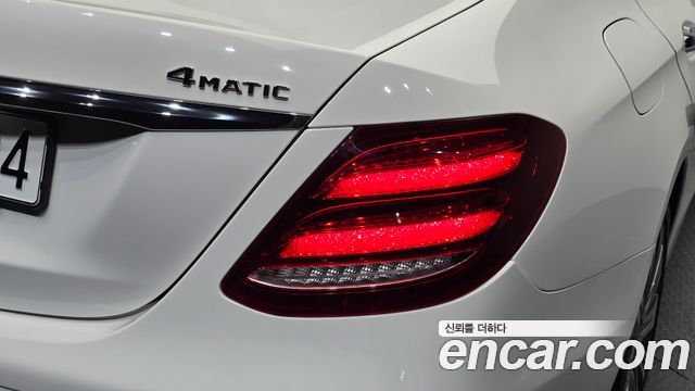 Mercedes-Benz E-Class (W213) E450 4MATIC Exclusive 2020 — фото 23