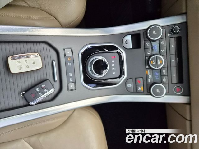 Land Rover Range Rover Evoque 2.0 TD4 SE 2016 — фото 9