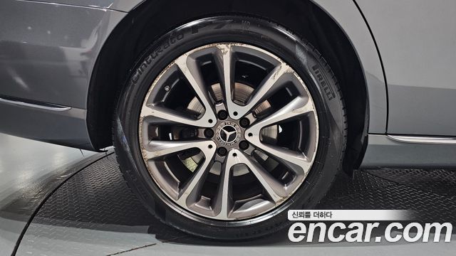 Mercedes-Benz E-Class (W213) E300 Exclusive Standard 2018 — фото 21