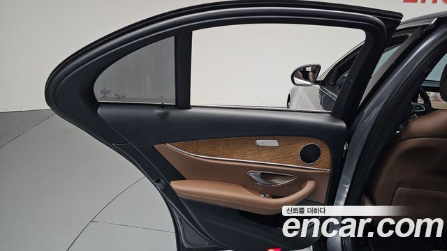 Mercedes-Benz E-Class (W213) E300 Exclusive Standard 2018 — фото 25