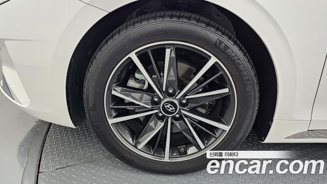 Hyundai Grandeur (IG) 2.5 Exclusice 2023 — фото 5