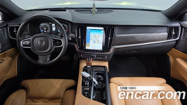 Volvo V90 Cross Country T5 Pro AWD 2018 — фото 7