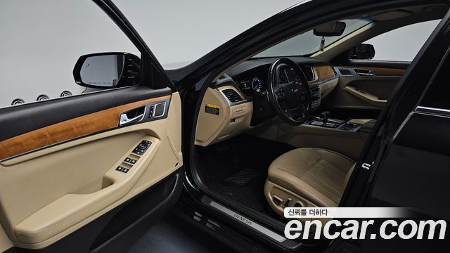 Genesis G80 3.3 GDI AWD Premium Luxury 2019 — фото 10