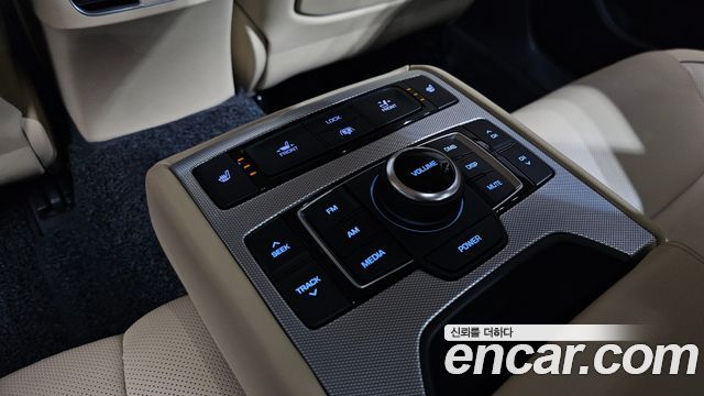 Genesis G80 3.3 GDI AWD Premium Luxury 2019 — фото 19