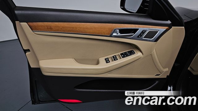 Genesis G80 3.3 GDI AWD Premium Luxury 2019 — фото 24