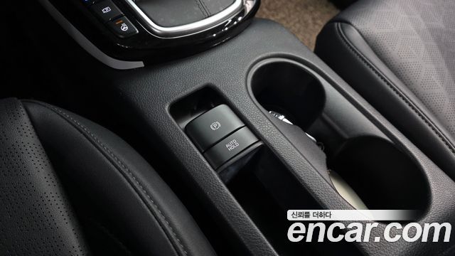 Kia Seltos Gasoline 1.6 Turbo 2WD Prestige 2023 — фото 18