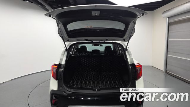 Kia Seltos Gasoline 1.6 Turbo 2WD Prestige 2023 — фото 20