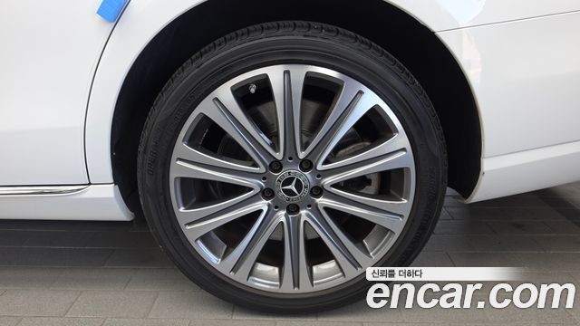Mercedes-Benz E-Class (W213) E450 4MATIC Exclusive 2021 — фото 21