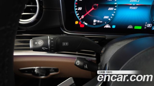 Mercedes-Benz E-Class (W213) E450 4MATIC Exclusive 2021 — фото 27
