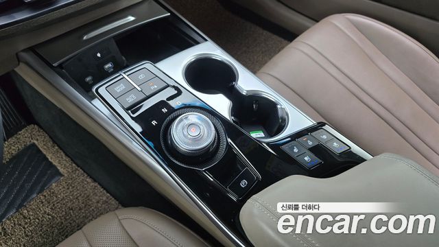 Kia K8 2.5 Gasoline 2WD Noblesse 2024 — фото 9