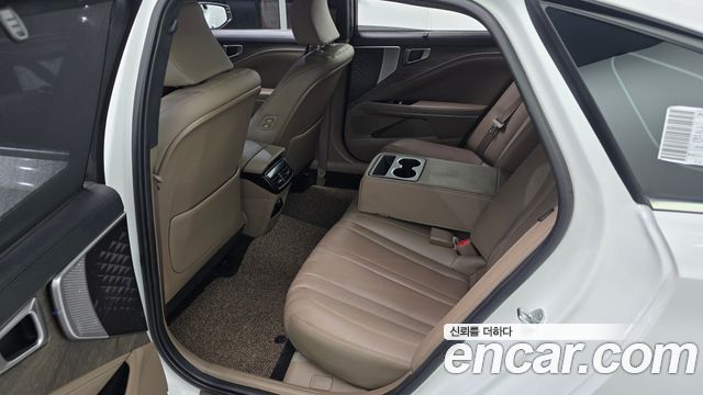 Kia K8 2.5 Gasoline 2WD Noblesse 2024 — фото 26