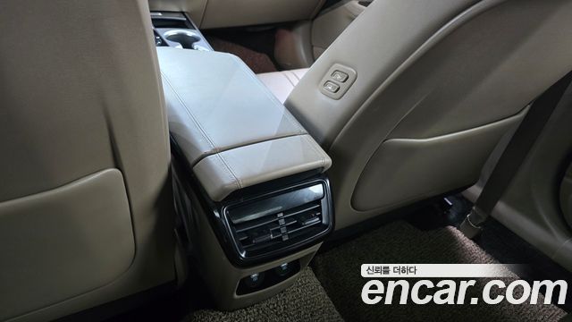 Kia K8 2.5 Gasoline 2WD Noblesse 2024 — фото 29
