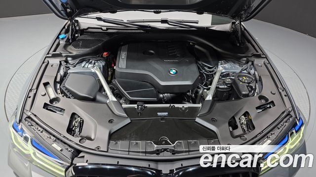 BMW 5 Series (G30) 530i xDrive M Sport Package 2023 — фото 6