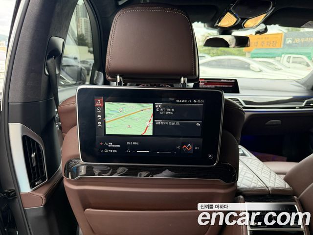 BMW 7 Series (G11) 730Ld xDrive M Sport 2022 — фото 23