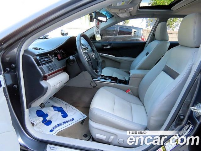Toyota Camry 2.5 XLE 2013 — фото 5