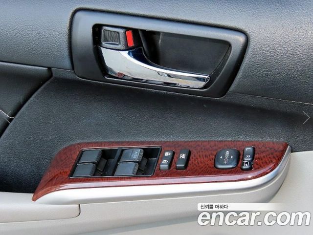 Toyota Camry 2.5 XLE 2013 — фото 15