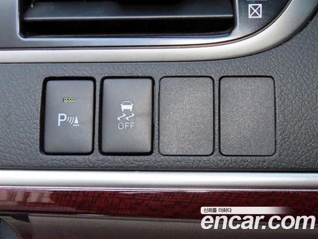 Toyota Camry 2.5 XLE 2013 — фото 16
