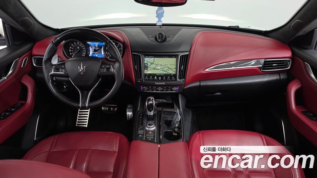 Maserati Levante 3.0 S AWD Sport 2017 — фото 7