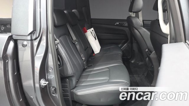 KG Mobility (SsangYong) Musso (Q300) Gasoline 2.0 4WD M9 Long Deck Grand Style 2026 — фото 12