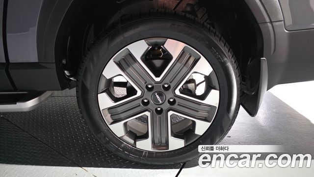 KG Mobility (SsangYong) Musso (Q300) Gasoline 2.0 4WD M9 Long Deck Grand Style 2026 — фото 21