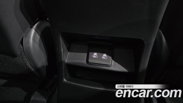 KG Mobility (SsangYong) Musso (Q300) Gasoline 2.0 4WD M9 Long Deck Grand Style 2026 — фото 28