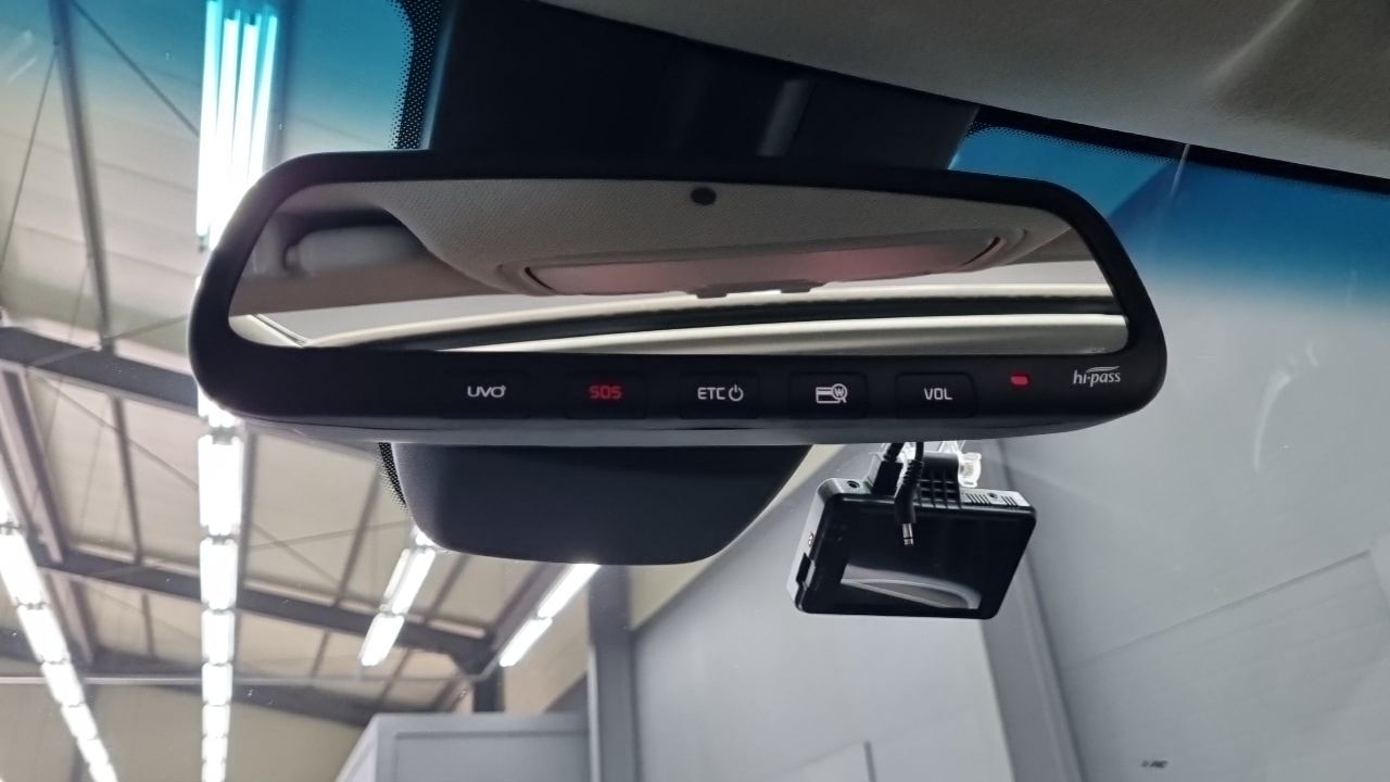 Kia Niro 1.6 HEV Noblesse Special 2021 — фото 21
