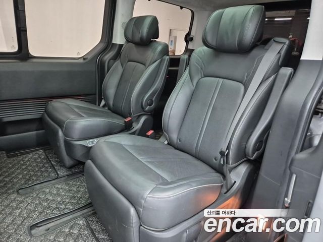 Hyundai Staria L3.5 Lounge 7-Seater Inspiration 2024 — фото 15