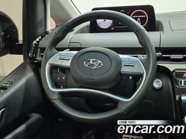 Hyundai Staria L3.5 Lounge 7-Seater Inspiration 2024 — фото 17