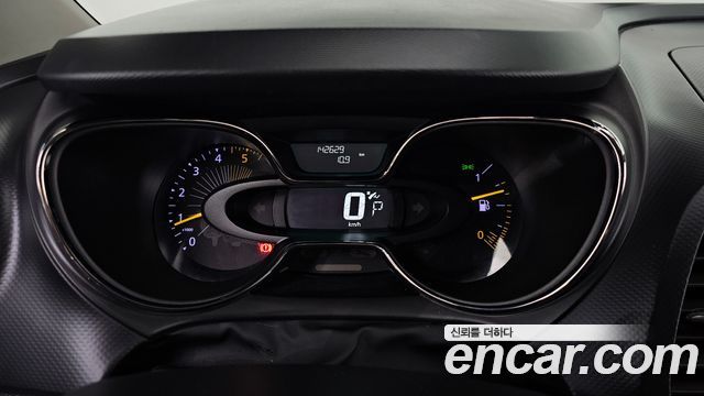 Renault Korea QM3 RE 2015 — фото 8