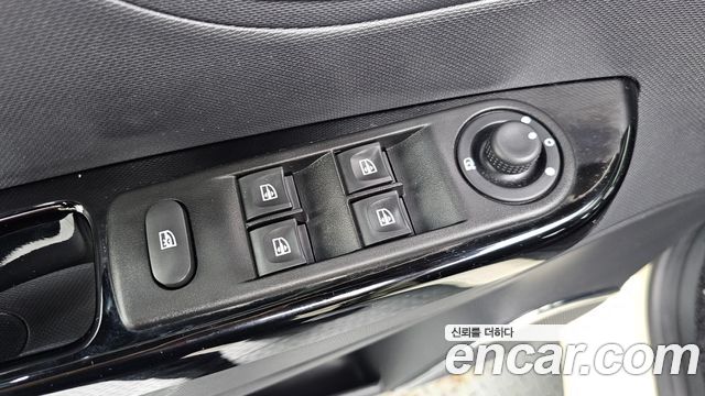 Renault Korea QM3 RE 2015 — фото 15