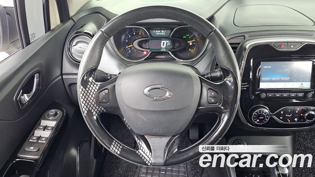 Renault Korea QM3 RE 2015 — фото 16
