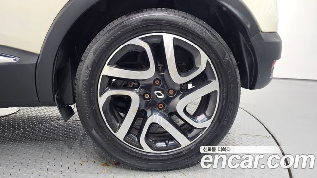 Renault Korea QM3 RE 2015 — фото 21