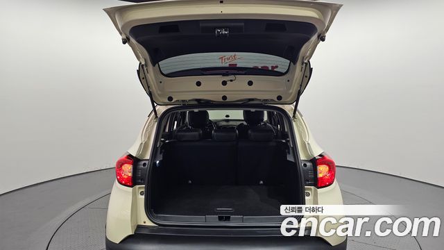 Renault Korea QM3 RE 2015 — фото 32