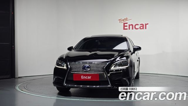 Lexus LS600hL 5-Seats Ottoman XF40 2014 — фото 3