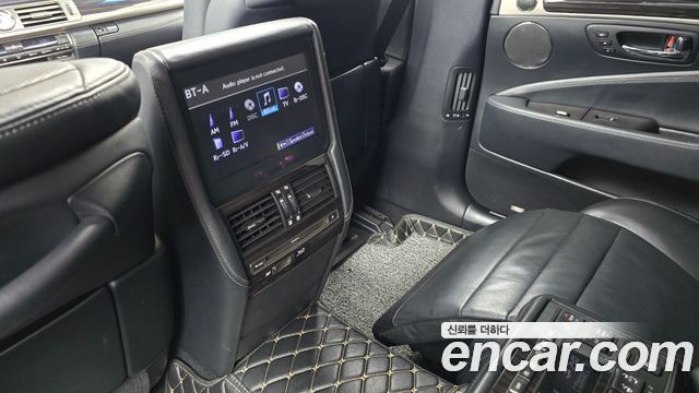 Lexus LS600hL 5-Seats Ottoman XF40 2014 — фото 20
