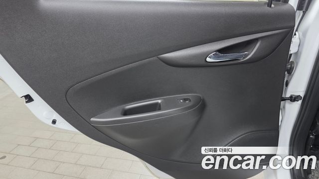 Chevrolet Spark My Fit Edition Premier 2019 — фото 25