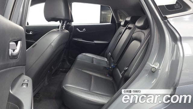 Hyundai Kona Gasoline 2.0 2WD Modern 2021 — фото 26