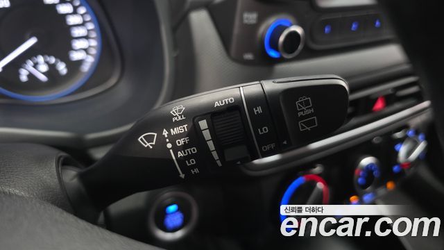 Hyundai Kona Gasoline 2.0 2WD Modern 2021 — фото 31